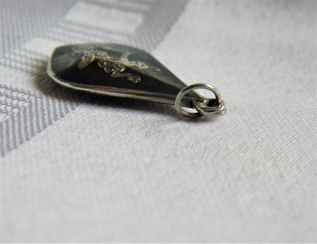 p141 Vintage Siam Sterling Niello Gray Enamel Tear Drop Pendant