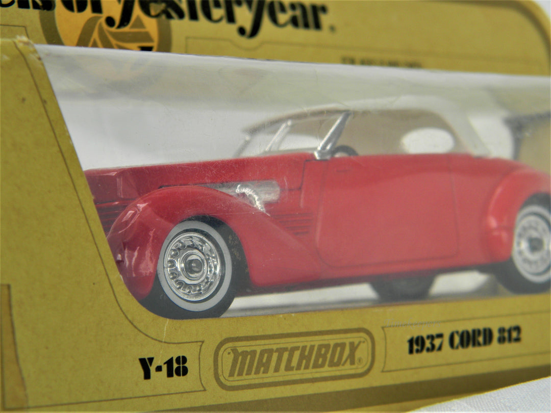 j222 Matchbox Models of Yesteryear 1937 Cord 812 in Original Box