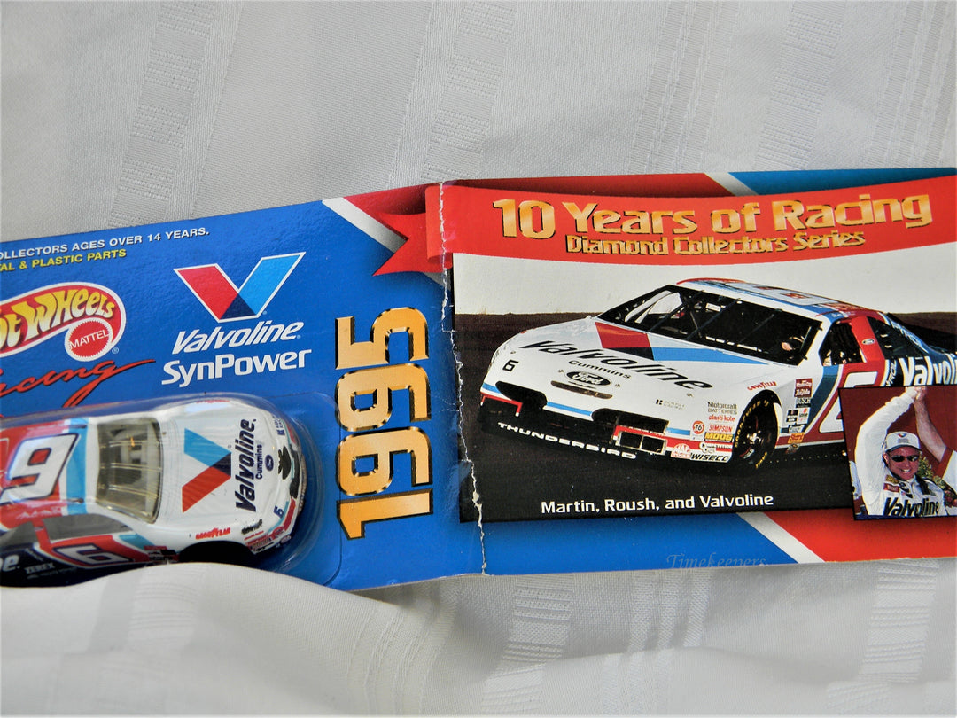 j230 Hot Wheels Valvoline Synpower Racing 1995 Ford in Original Package