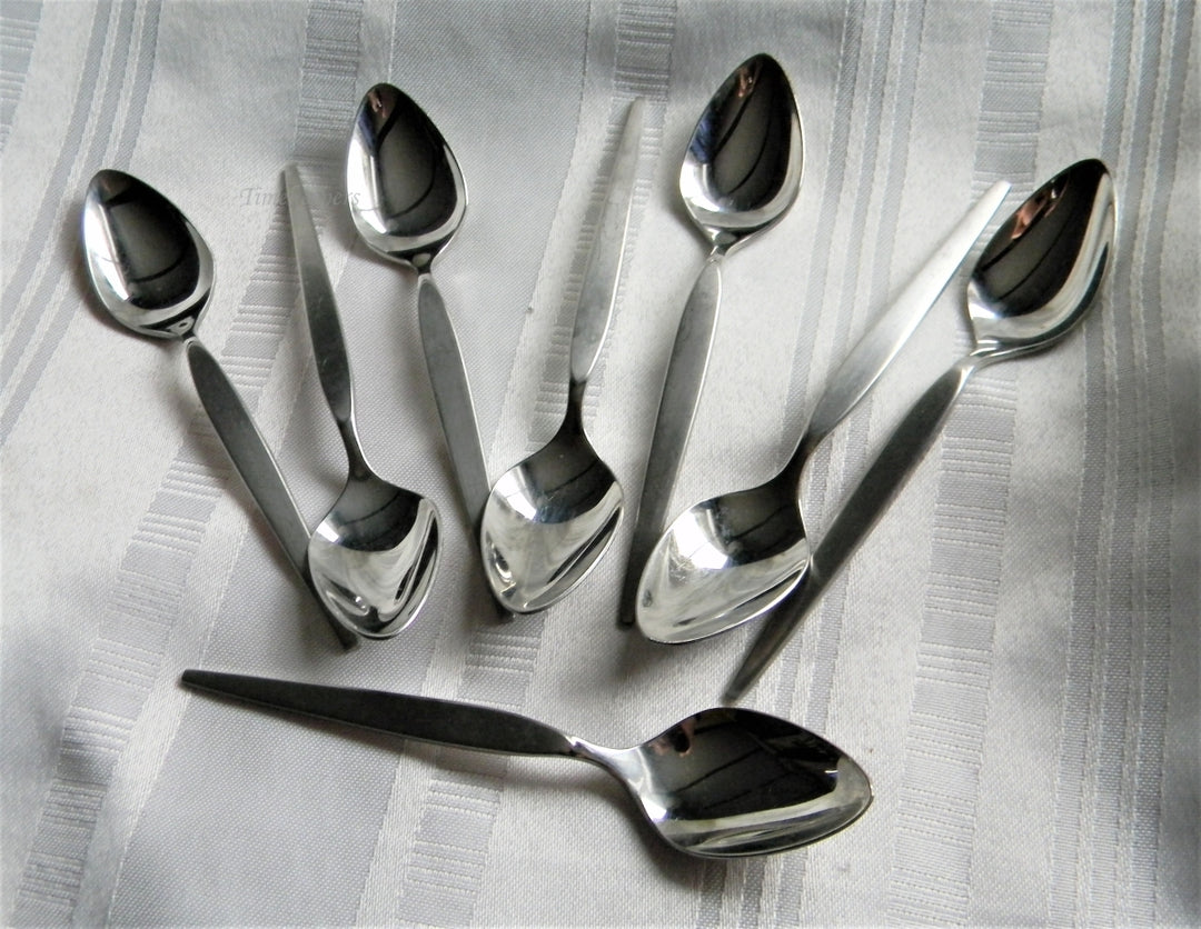 p163 Vintage Stainless set of 8 Demitasse Spoons Oneida Community