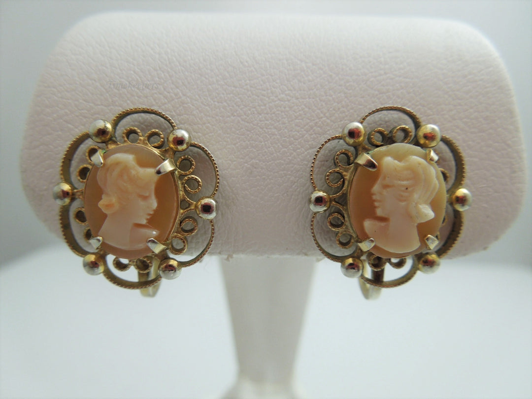 g846 Lovely Vintage Gold Filled Ladies Cameo Clip On Earrings