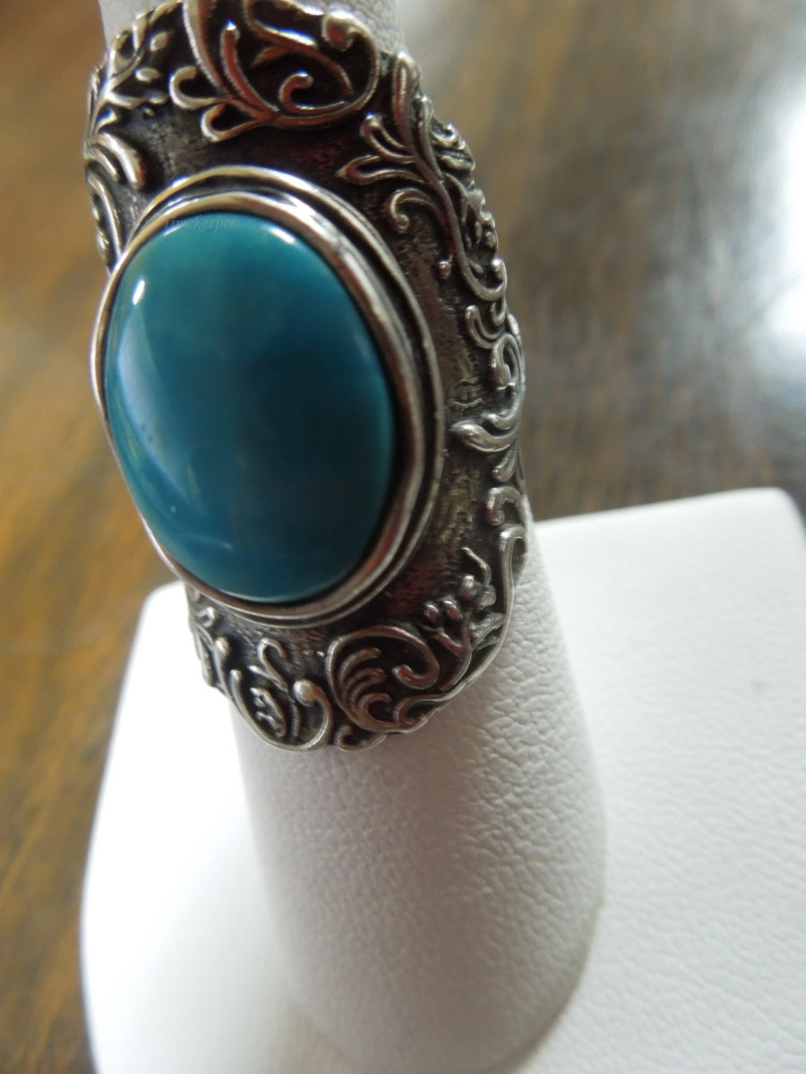 q953 Vintage Beautiful Sterling Silver Ring Size 7 (USA)