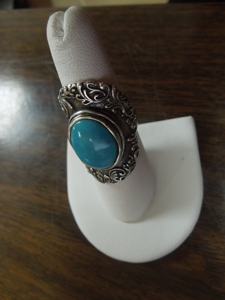 q953 Vintage Beautiful Sterling Silver Ring Size 7 (USA)