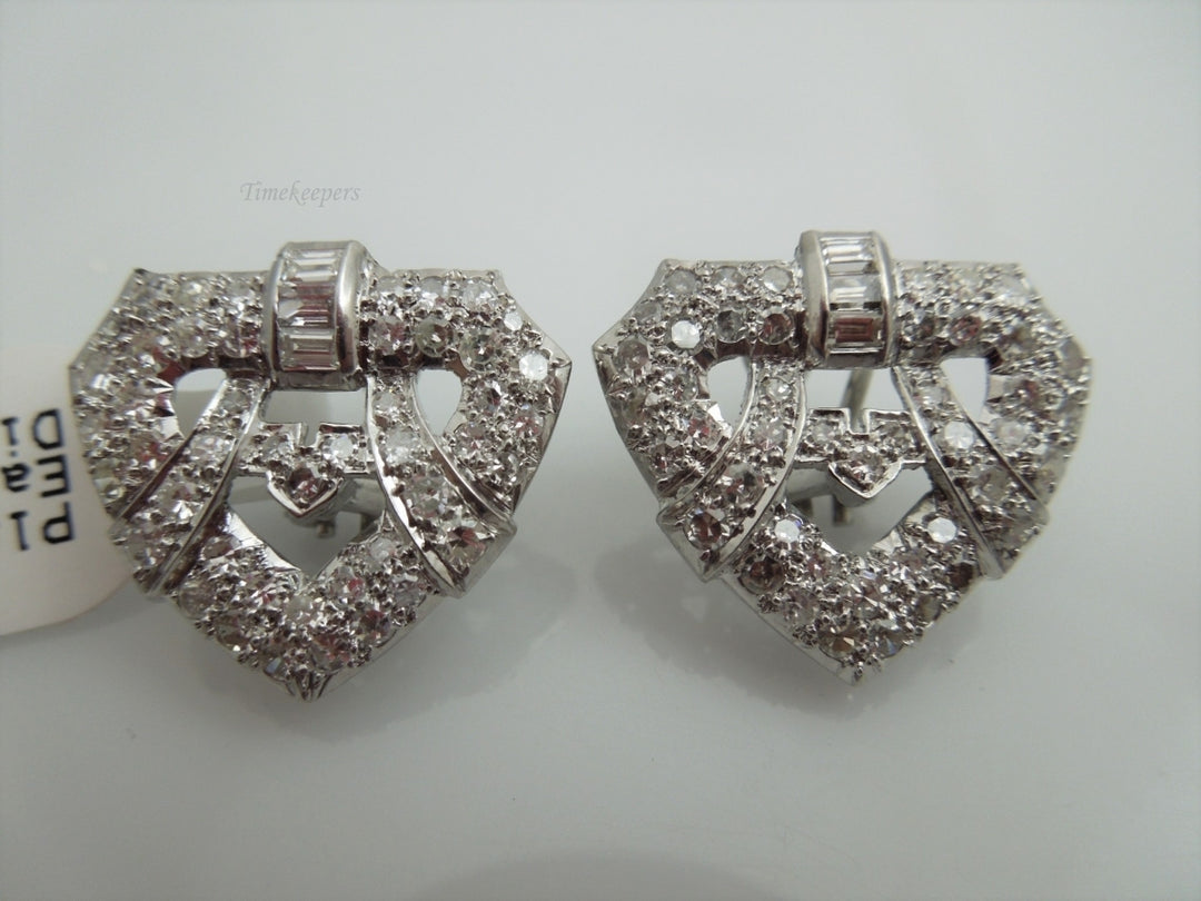 g871 Gorgeous Ladies Platinum Diamond Shield Shaped Earrings