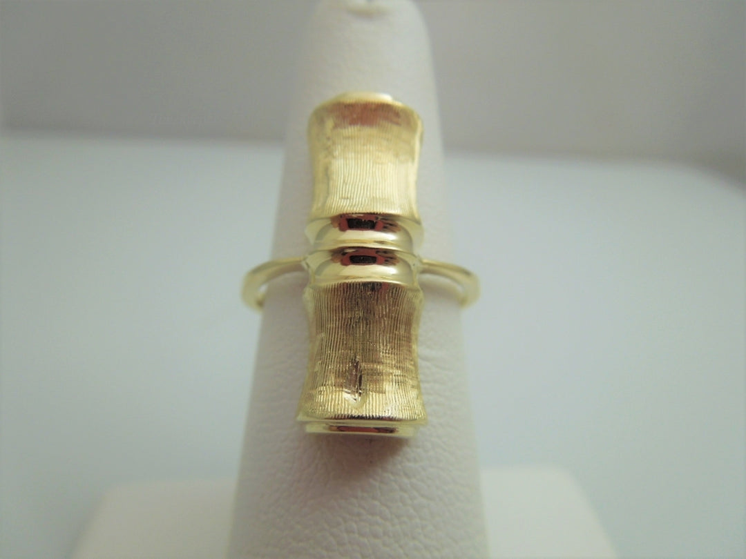 g874 Lovely Ladies 14kt Yellow Gold Bamboo Style Ring Size 7