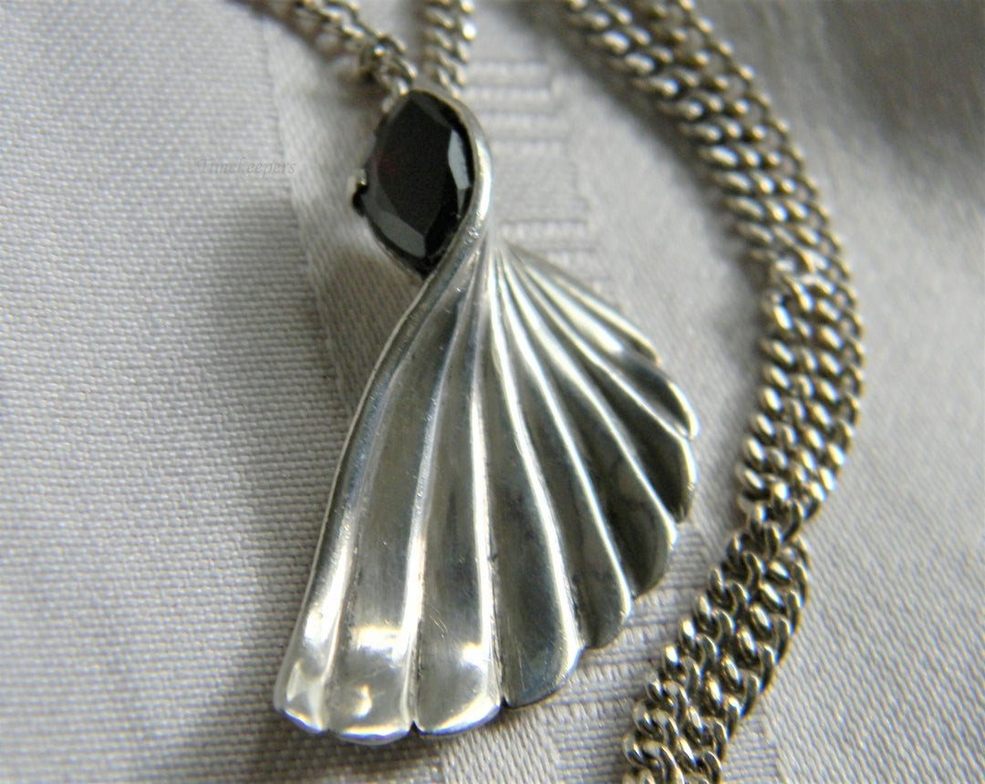 p202 Vintage Silver Tone Fan Pendant with Marquis cut Dark Red Stone Curb Chain