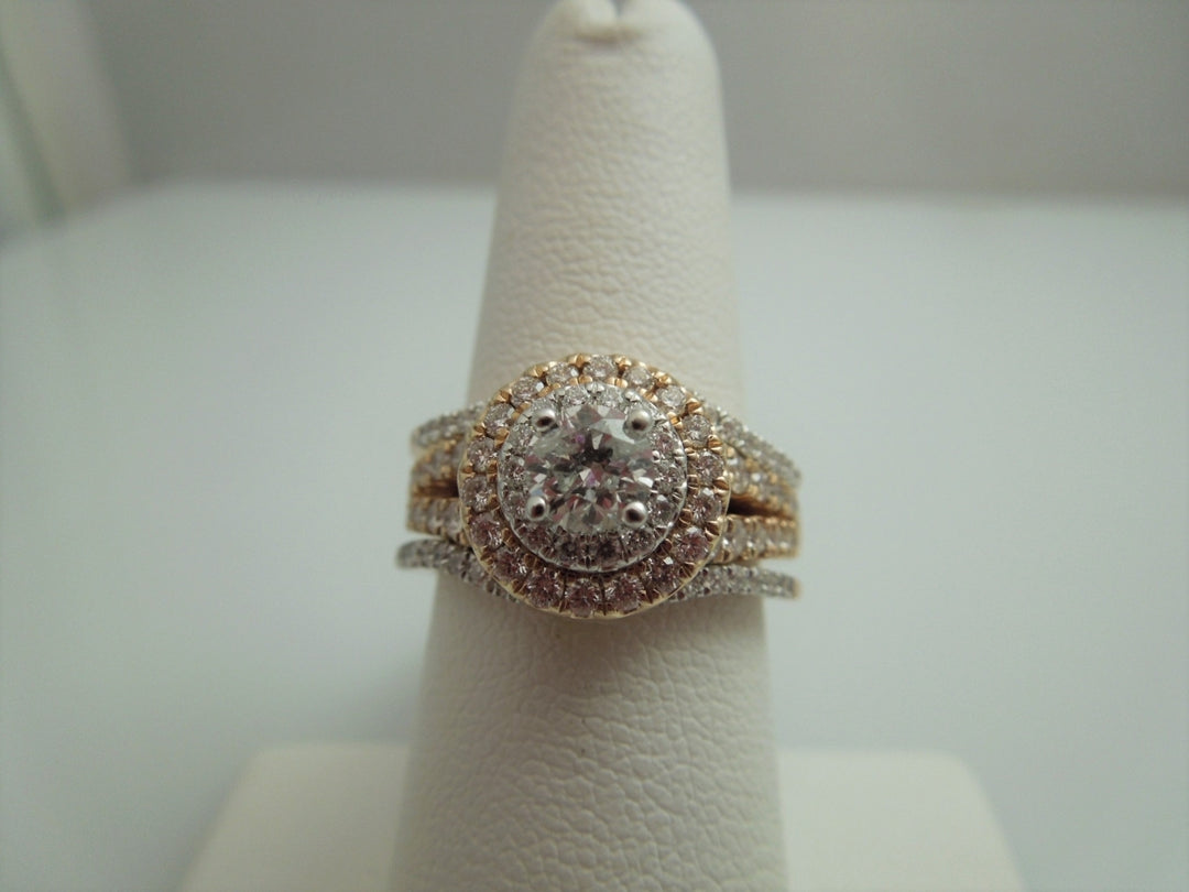 g882 Gorgeous Ladies 14kt Rose Gold Diamond Engagement Ring