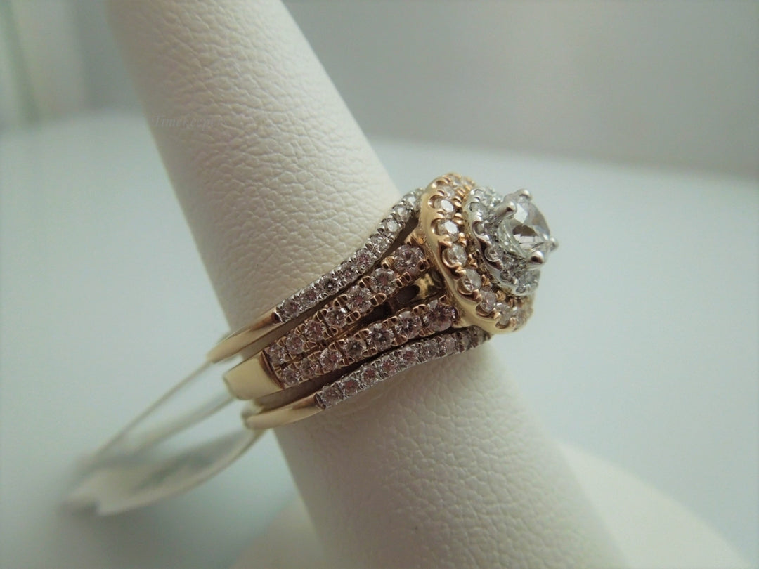 g883 Lovely Ladies 14kt Rose Gold Diamond Wedding Band