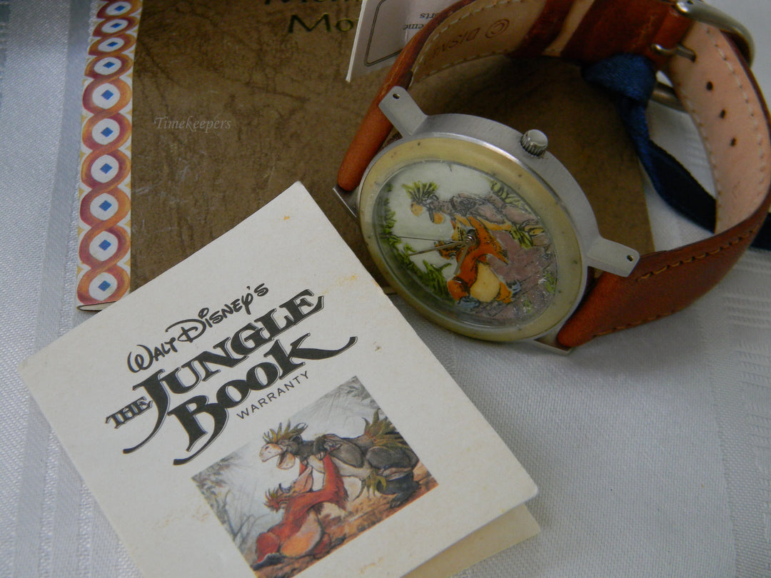 j952 Disney's Jungle Book Wrist Watch with Baloo for the Collector Original box