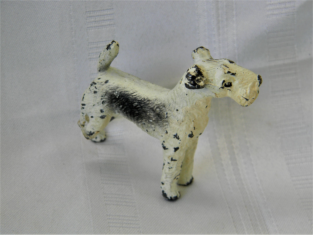 j479 Vintage Cast Iron White and Black Airedale Dog Statue