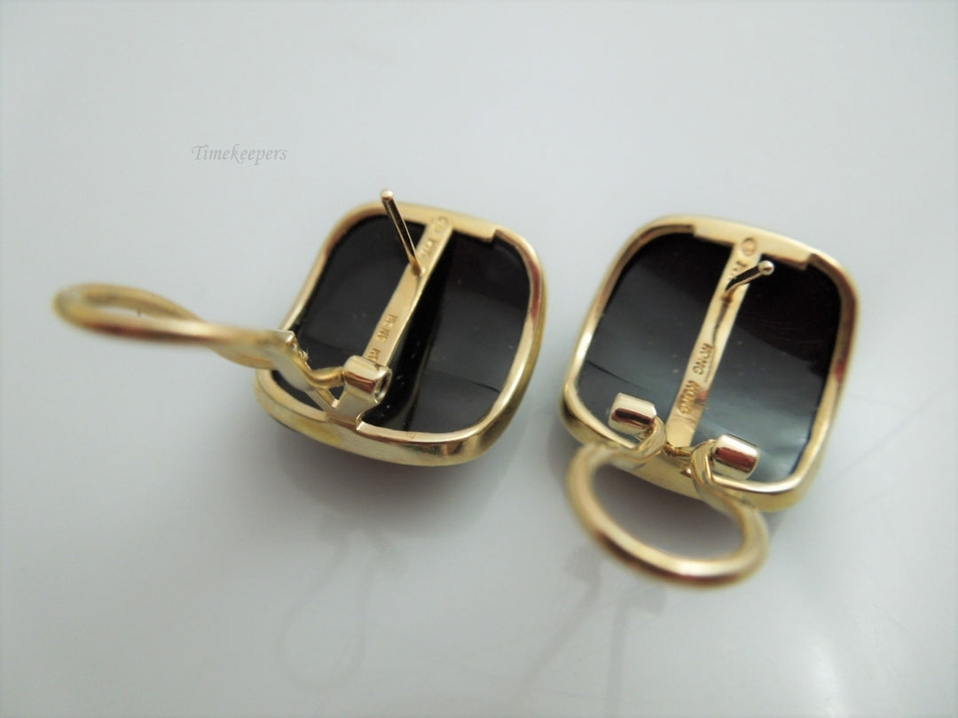 g896 Lovely Ladies 14kt Yellow Gold Large Square Onyx Earrings