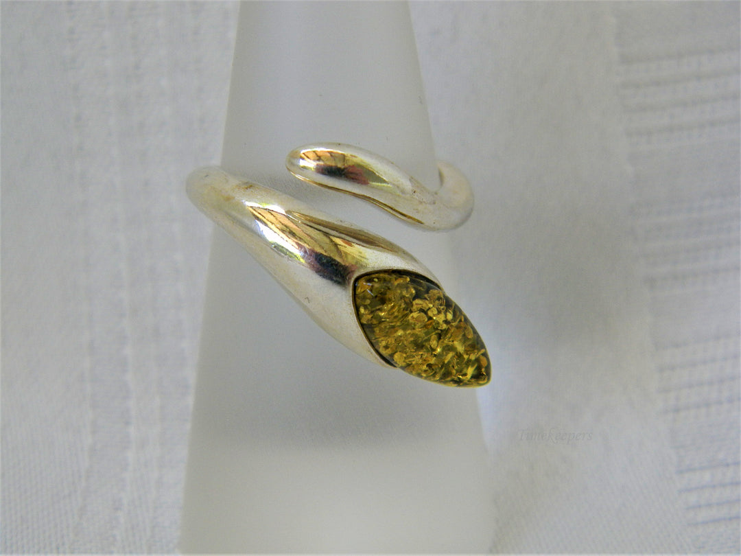 j295 Beautiful Unique Sterling Silver Ring Size 6 with Gold Glitter Resin