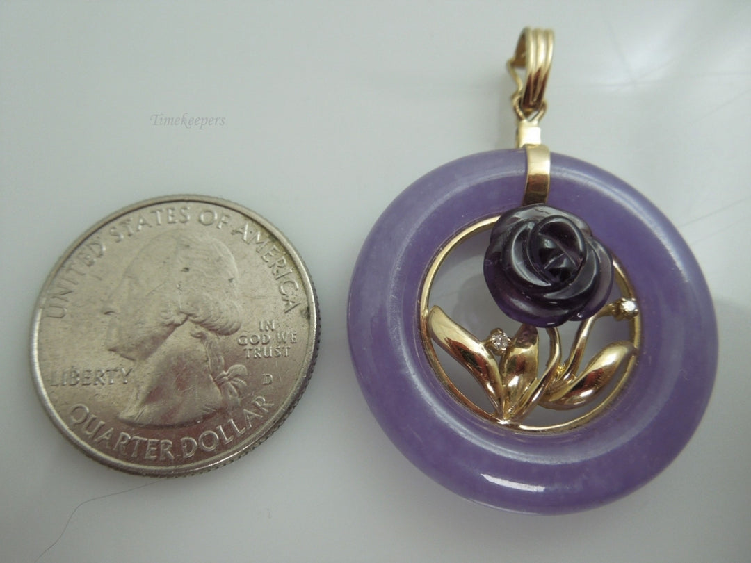 g906 Lovely Ladies 14kt Yellow Gold Lavender Jade, Amethyst and Diamond Pendant