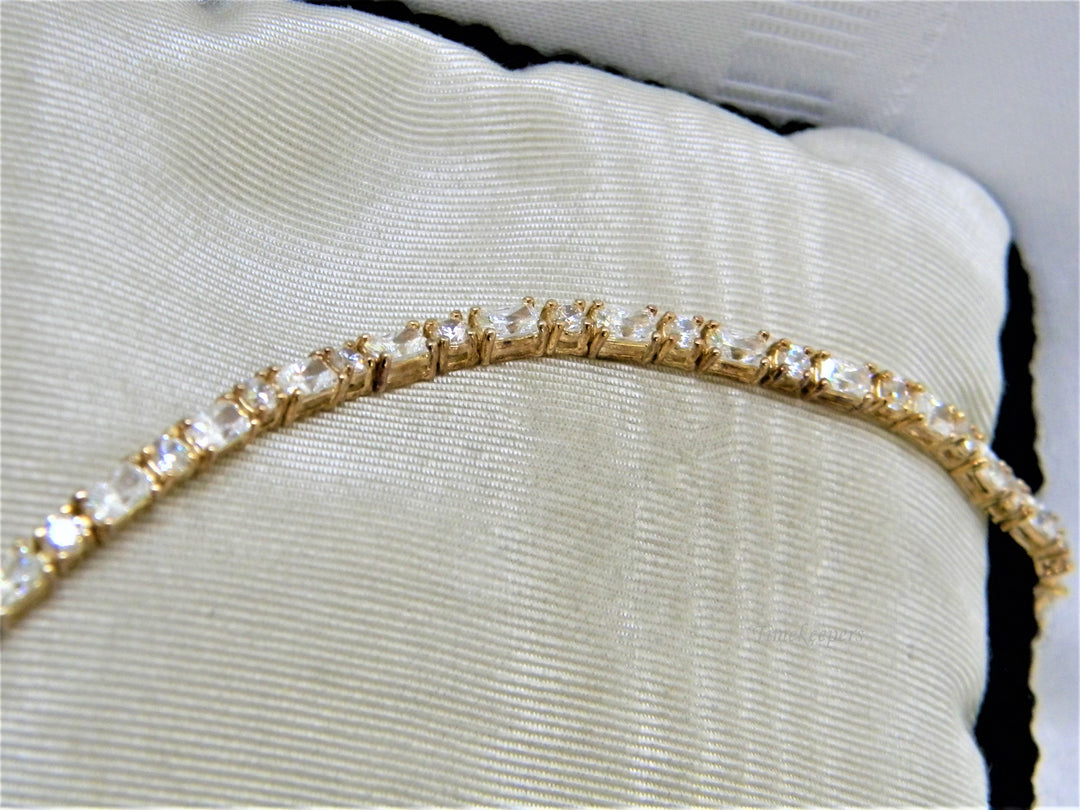 j345 Lovely Sterling Silver Gold Washed Tennis Bracelet with Clear Stones
