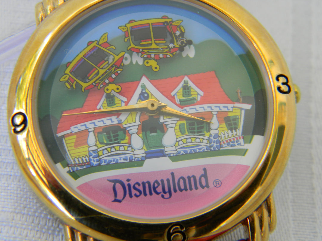 h401 Disney's Collector All Aboard for Mickey's Toontown Watch Limited Edition