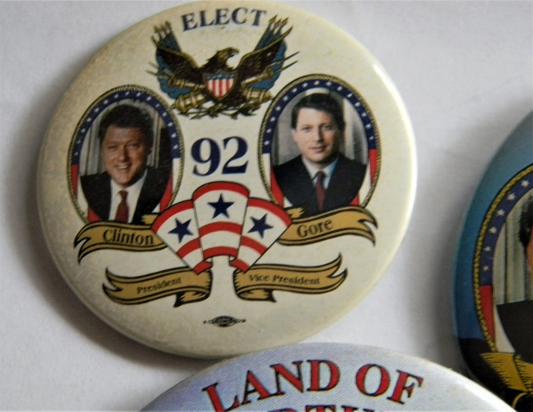 p290 Lot of Five Campaign Buttons - Pins, '92 and 1996 Clinton - Gore