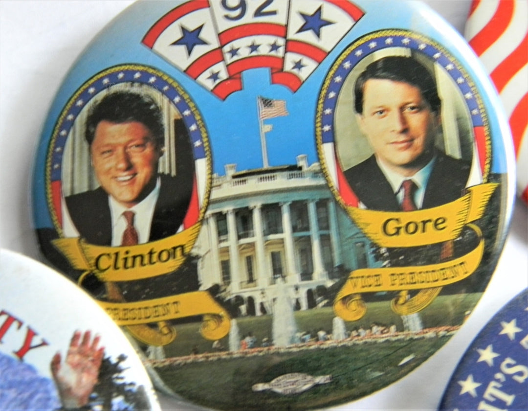 p290 Lot of Five Campaign Buttons - Pins, '92 and 1996 Clinton - Gore