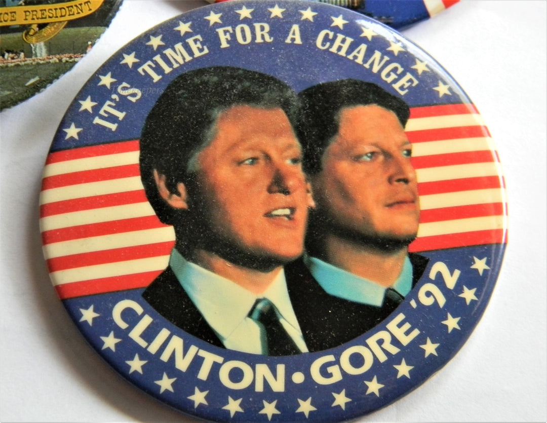 p290 Lot of Five Campaign Buttons - Pins, '92 and 1996 Clinton - Gore