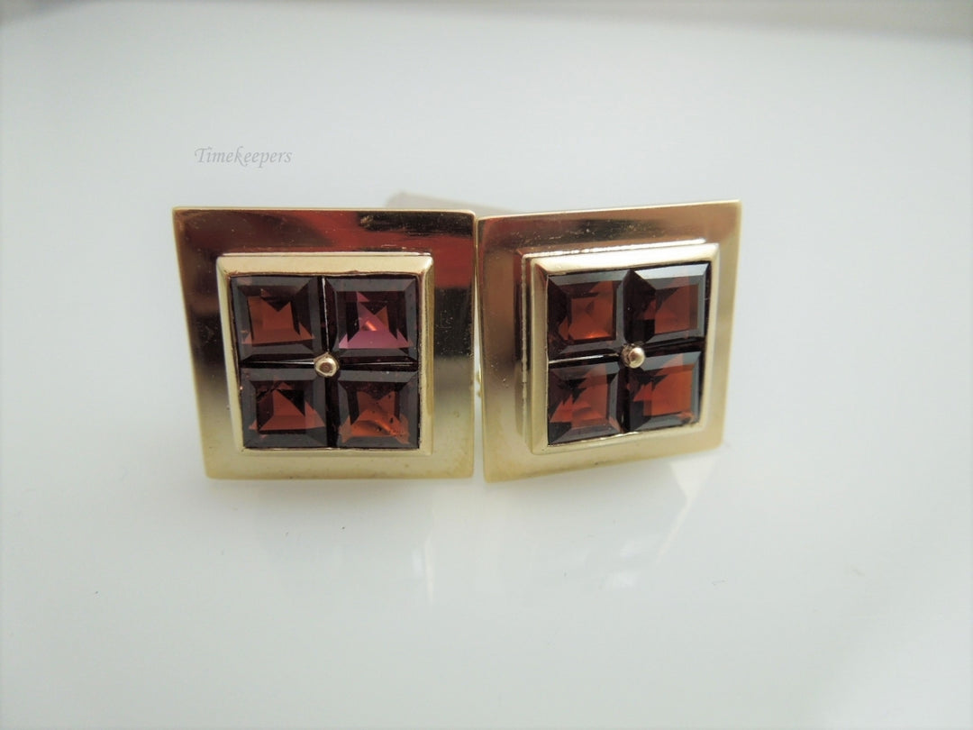 g967 Gorgeous Ladies Square Garnet Earrings set in 14kt Yellow Gold