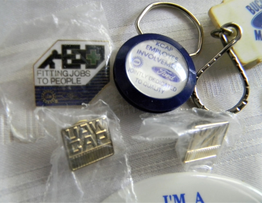 p300 Lot of Eight Ford Items Key chains and Button/Pins