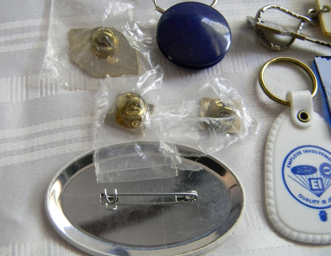 p300 Lot of Eight Ford Items Key chains and Button/Pins