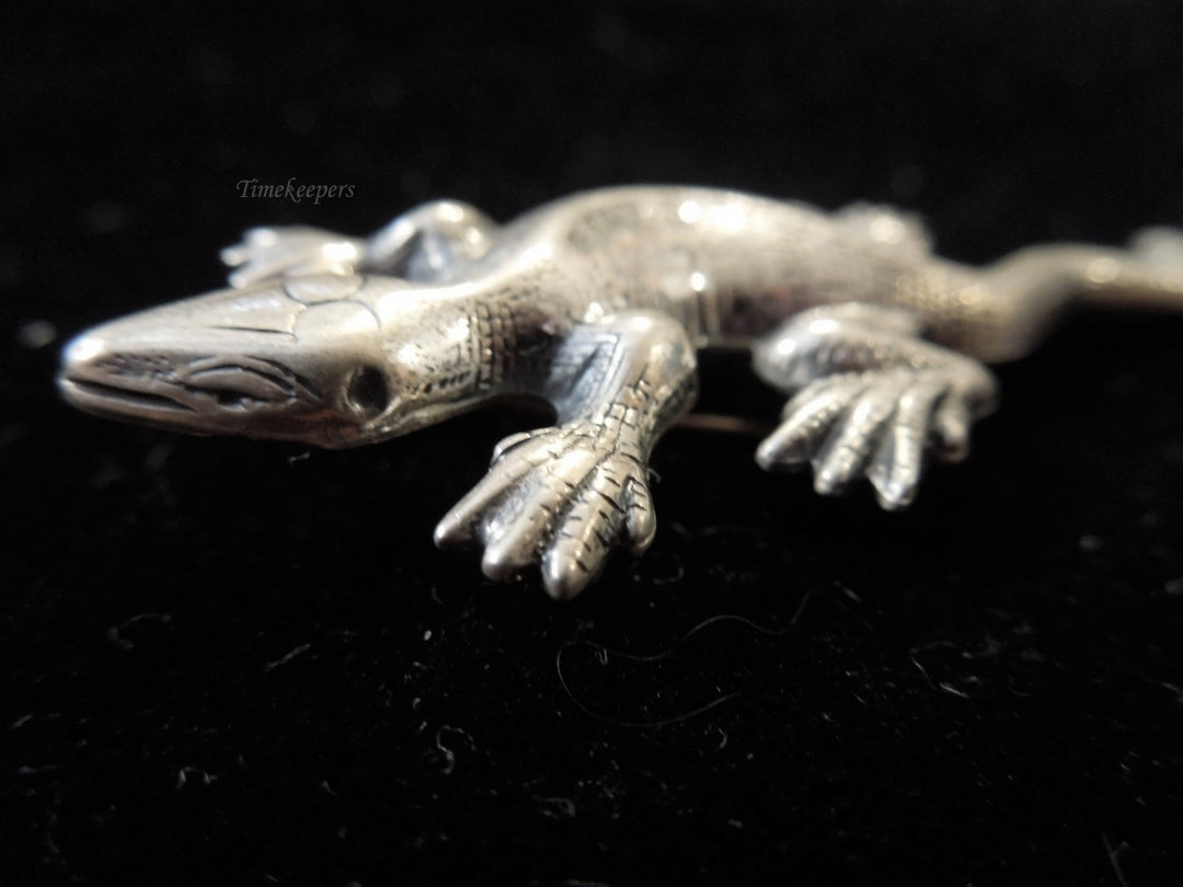 g994 Adorable Small Sterling Silver Lizard Pin and Pendant