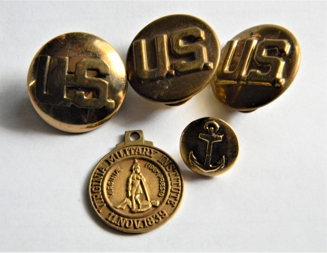 p317 Lot of Five Items US Lapel Pins, Military Inst. Pendant and Anchor Button