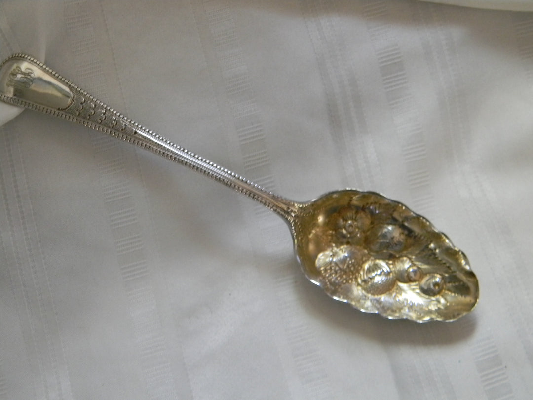 h440 Vintage Sterling Silver Embossed Fruit Serving Spoon