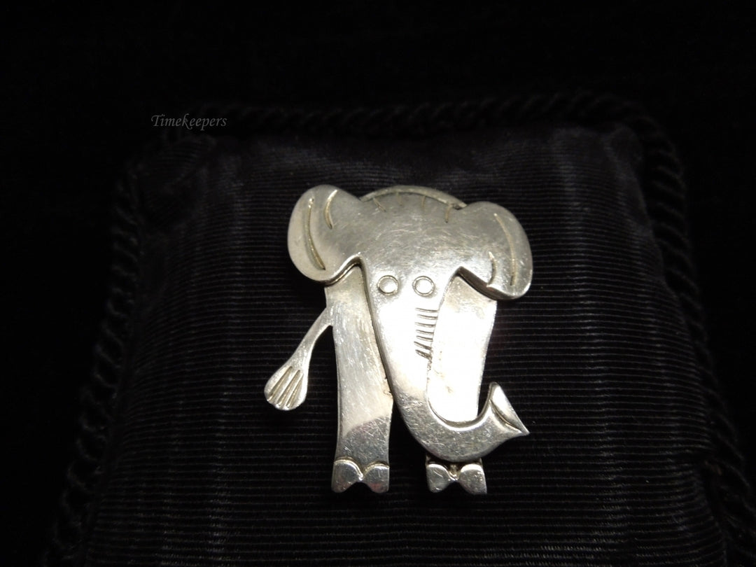 k578 Ladies Cute Sterling Silver Elephant Pin