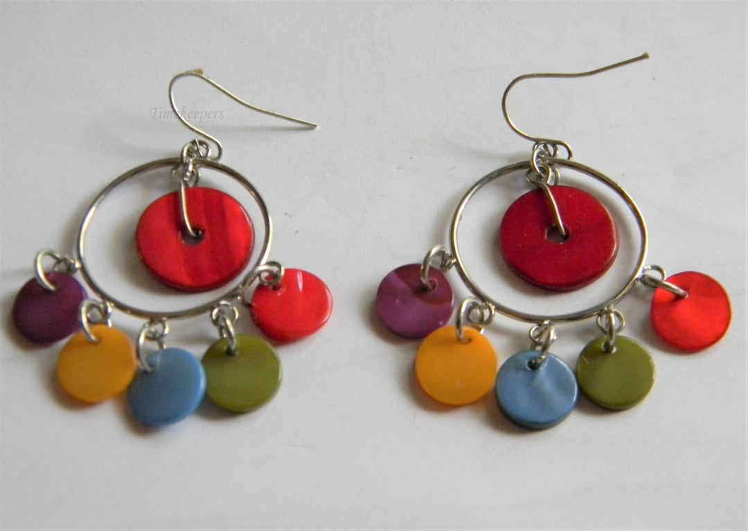 p332 Fun Set of 2 Pairs of Earrings Multicolor Dangles and Gold tone Small Hoops