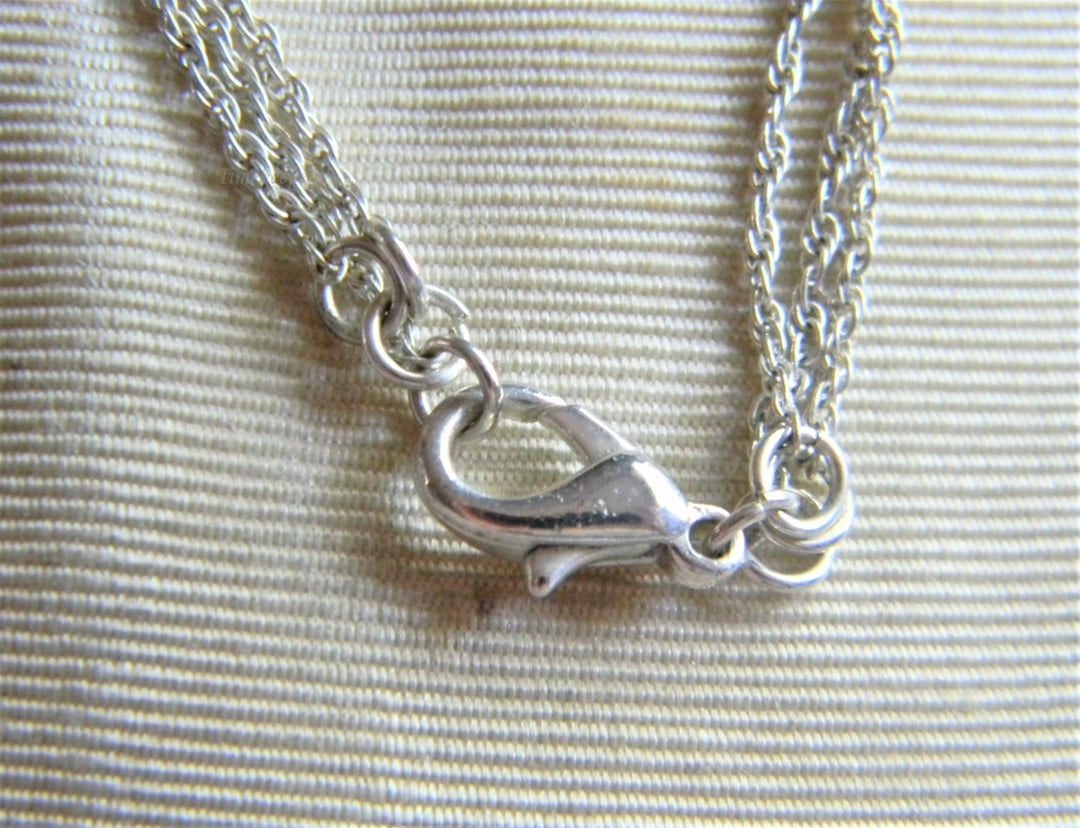 p334 Gorgeous Three Strand Rope Chain Necklace in Silver Tone