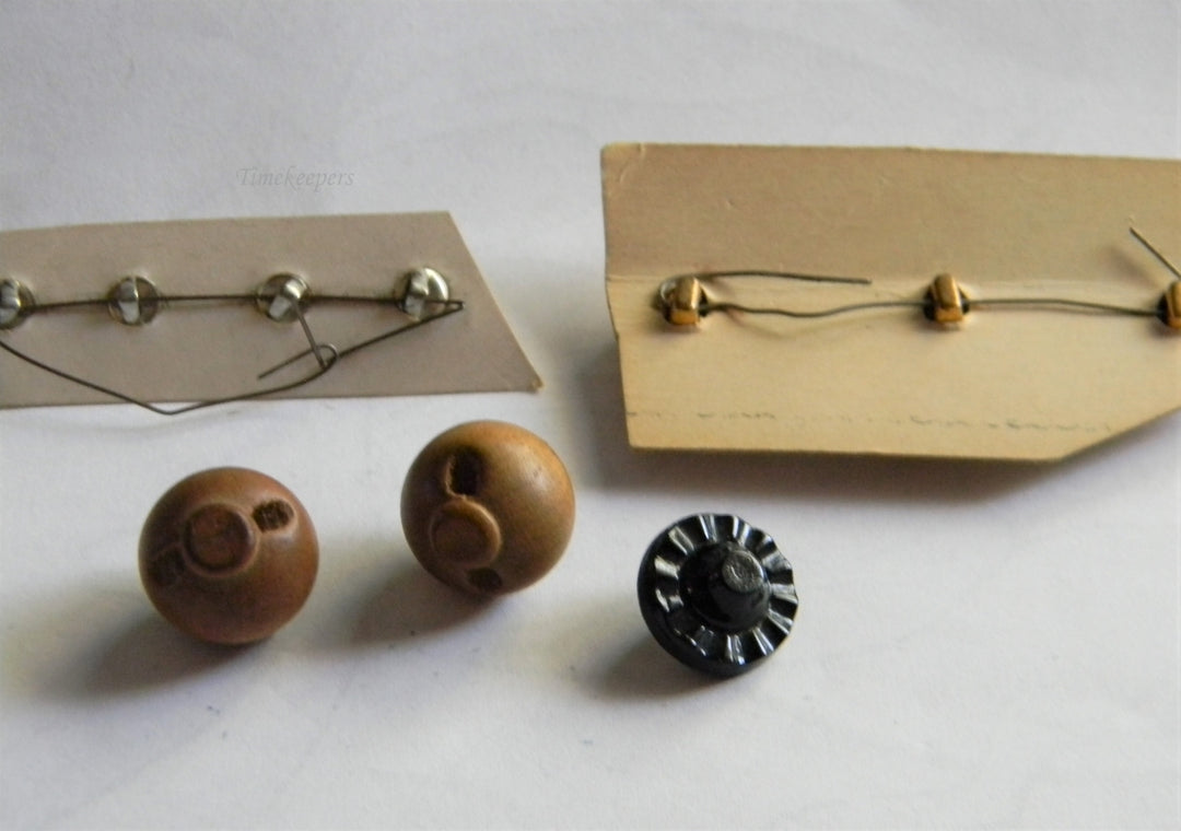 p343 Nice Vintage Buttons 4 Styles, Wood, Metal and Plastic with Shanks