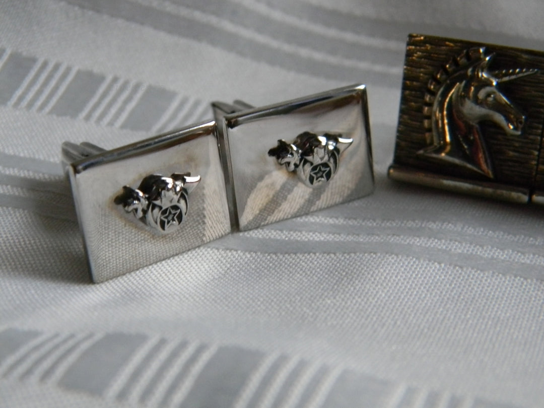 p354 Lot of 4 sets of Vintage Cuff Links One set is Shriner