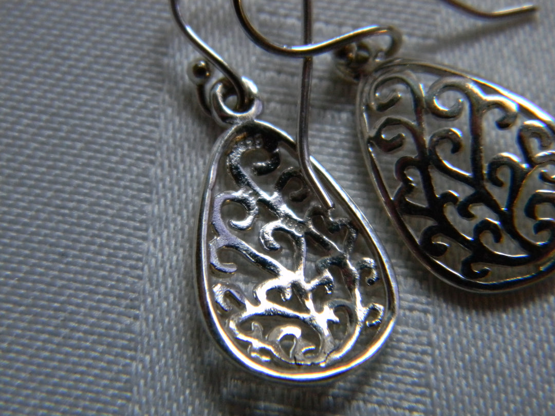 h476 Unique Sterling Silver Filigree Dangle Earrings on French Hooks