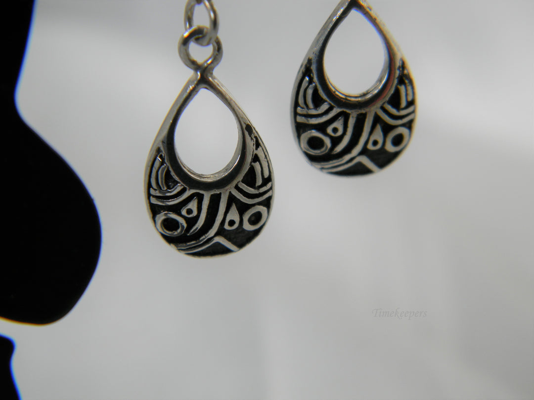 j416 Pretty Sterling Silver Dangle Earrings with Black Enamel Design