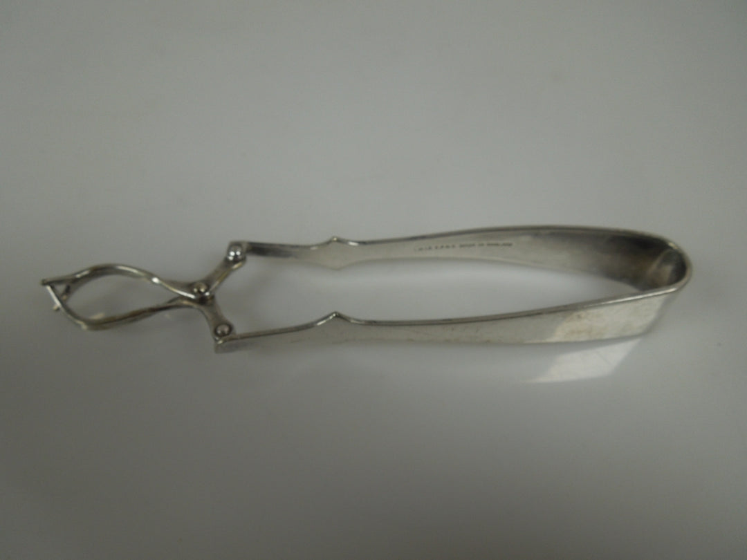 r224 Antique EPNS Silver Plated Pickle, Olive Tongs Made In England