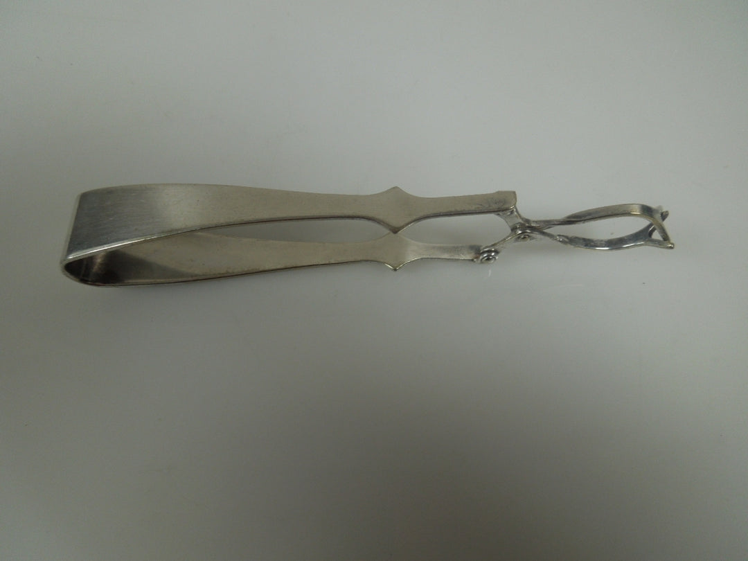 r224 Antique EPNS Silver Plated Pickle, Olive Tongs Made In England