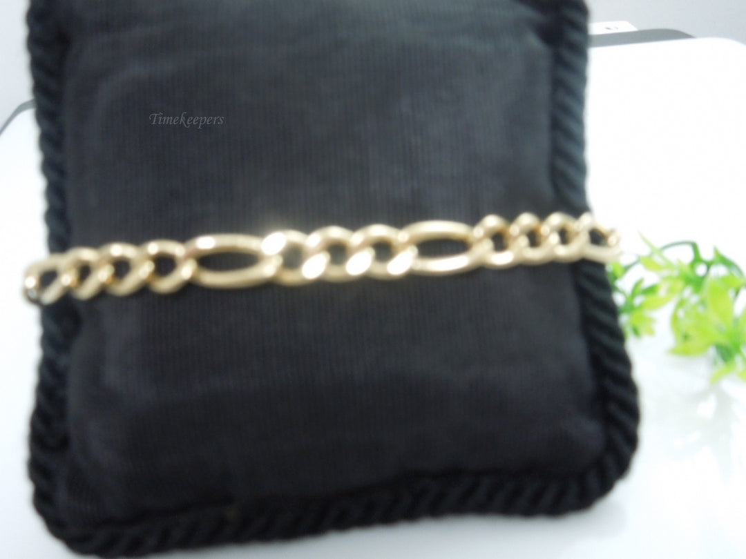 q084 Unisex 14k Yellow Gold Figaro Bracelet Size- 8.5"