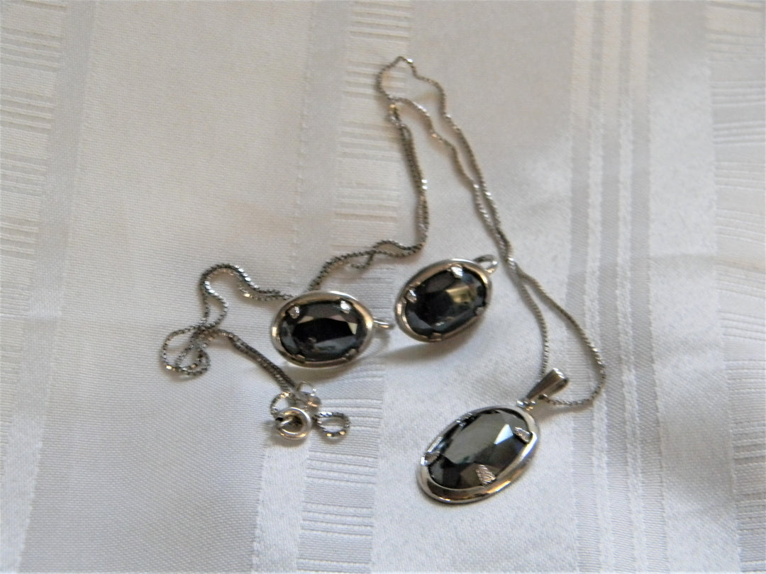 h543 Elegant Sterling and Hematite Necklace and Earring Set