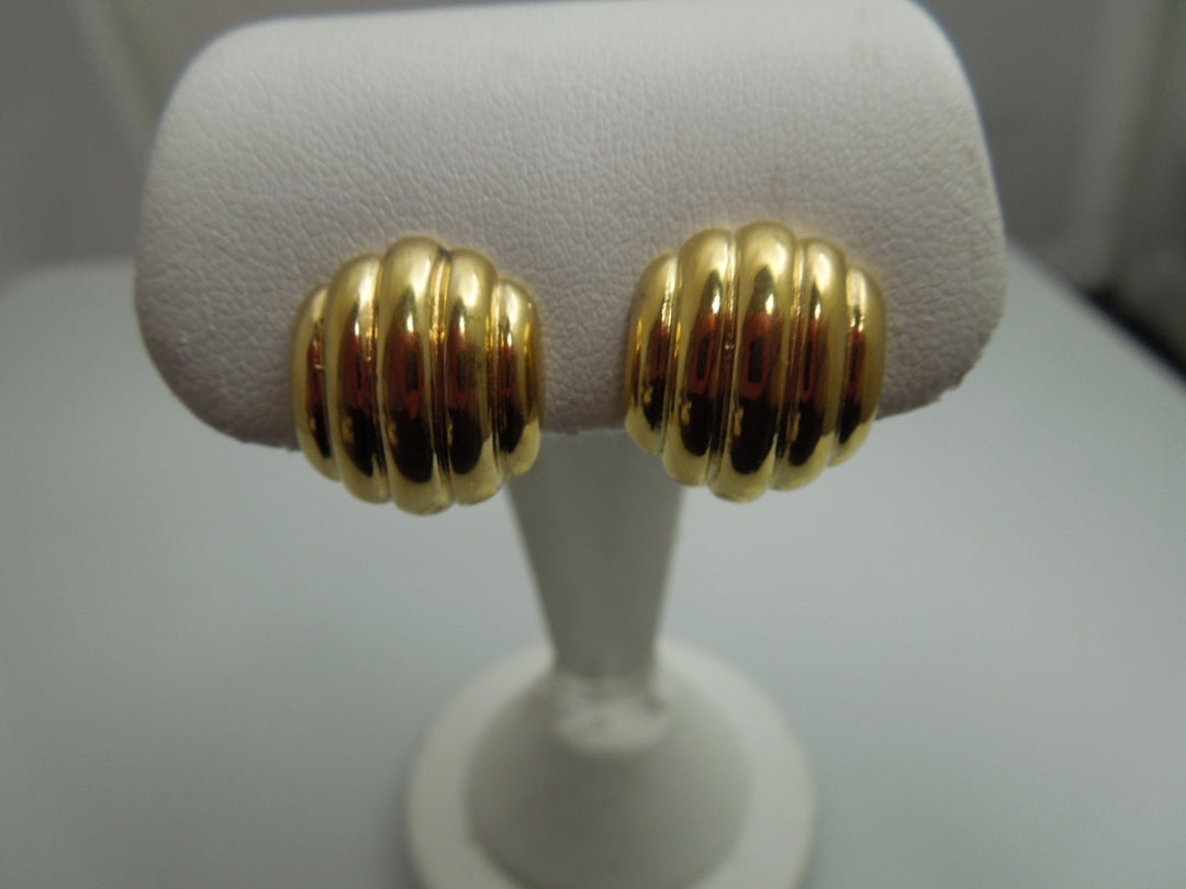 q116 Gorgeous Gold Plated Earrings For Women/Girl