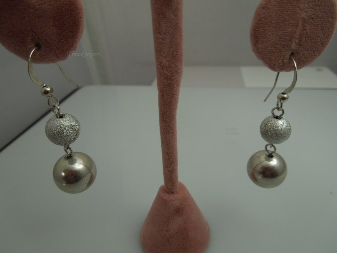 q136 Elegant Ladies Pretty Dangle Earrings