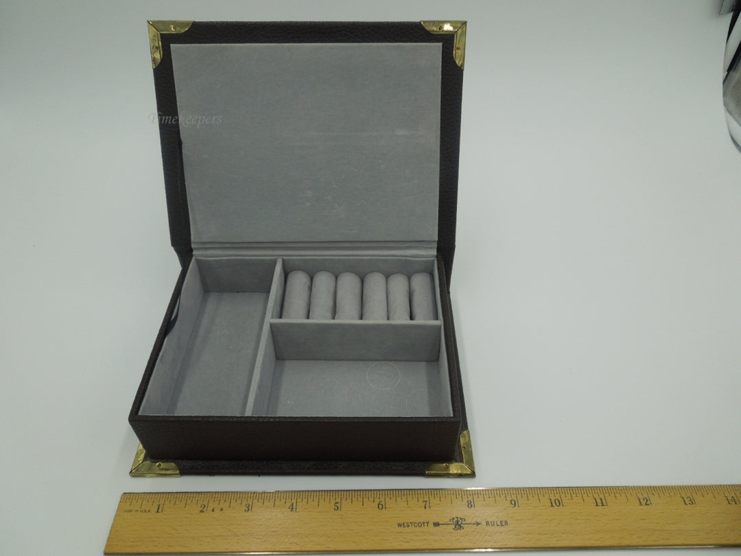 t170 Pre-loved Jewelry box,Trinket Box,Keepsake Box