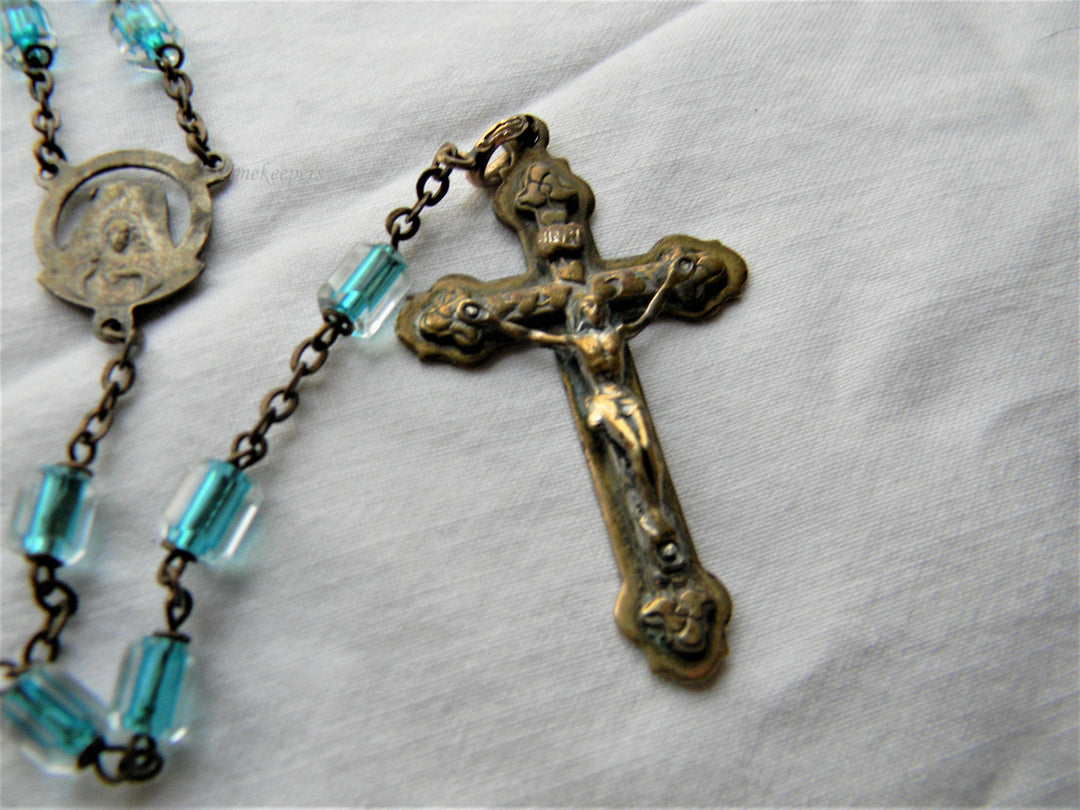 j516 Nice Vintage Catholic Rosary with Blue and Clear Beads