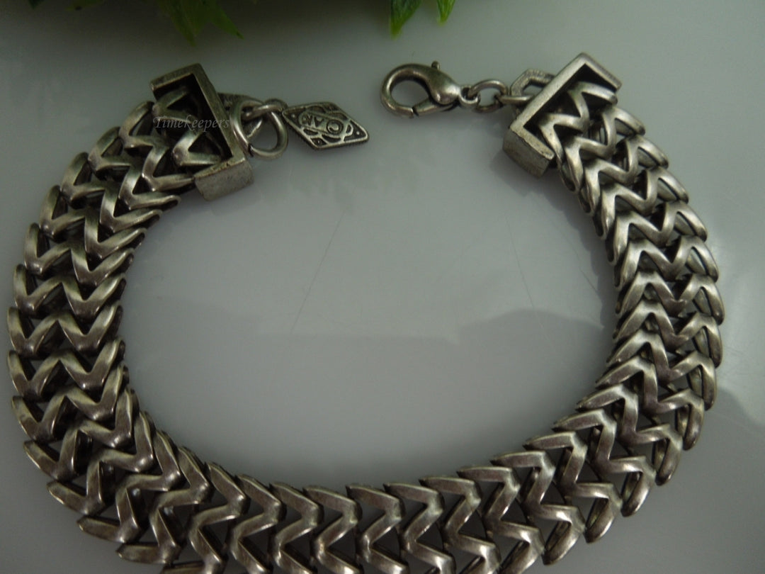 q163 Stunning Sterling Silver Bracelet For Ladies 7"