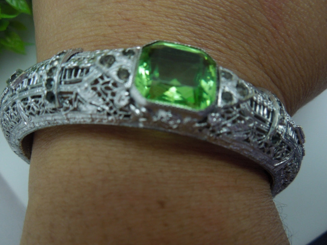 q167 Vintage Filigree Bangle/Bracelet with Shiny Green Stone