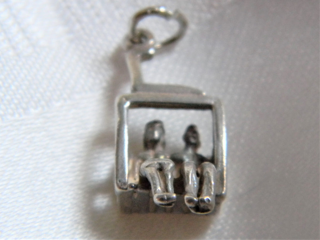 h596 Vintage Sterling Silver 3D Ski Lift with People Charm /Pendant