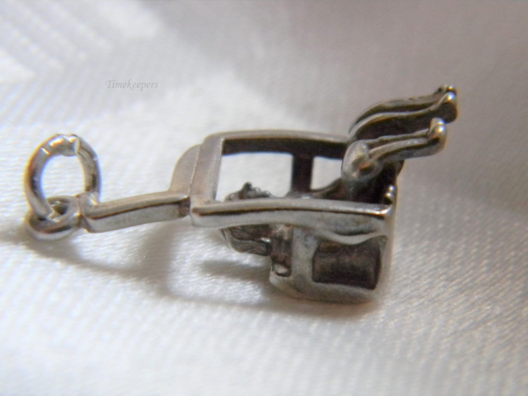 h596 Vintage Sterling Silver 3D Ski Lift with People Charm /Pendant