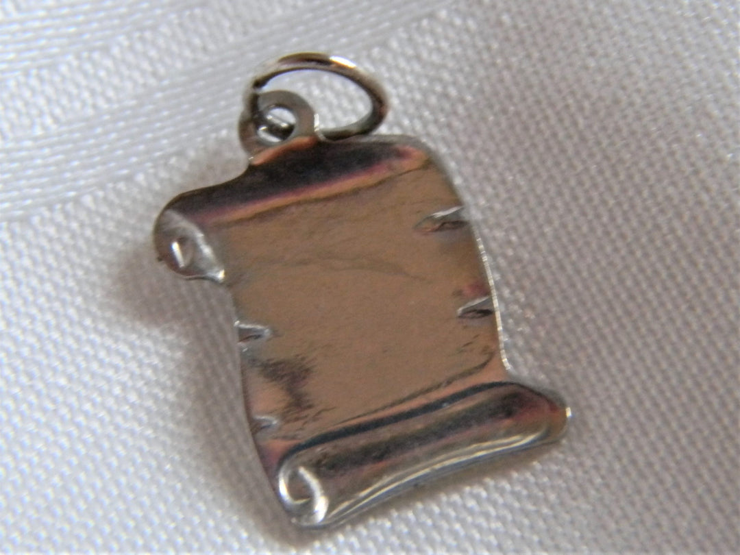 h600 Cute Vintage Diploma Pendant in Silver Tone - Great for Graduates