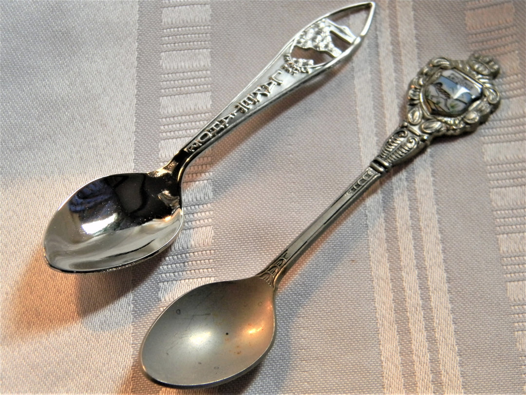 h604 Set of 2 Vintage Collectible Spoons Lake Tahoe, Phoenix Arizona