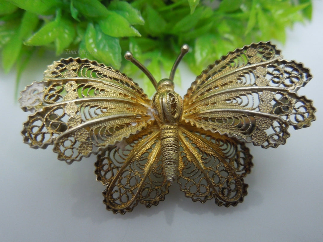 q212 Vintage Sterling Silver Gold Tone Beautiful Filigree Design Butterfly Pin/Brooch